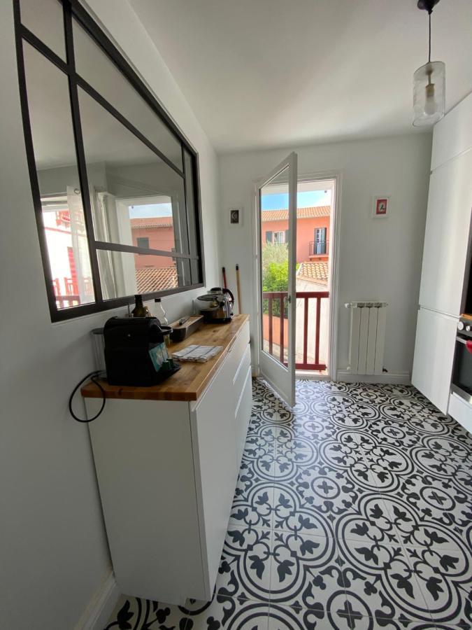 Appart 2 Pieces Avec Parking Quartier Du Lac Saint-Jean-de-Luz Zewnętrze zdjęcie